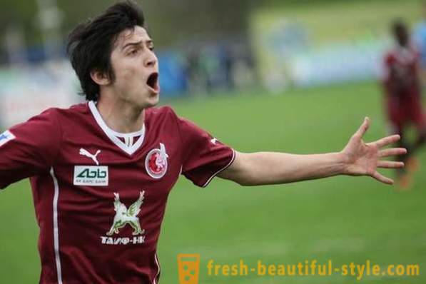 Serdar Azmun: Kariéra íránský fotbalista, 
