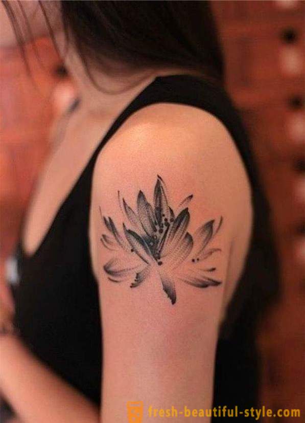Tetování „Lotus“: důsledky pro dívky