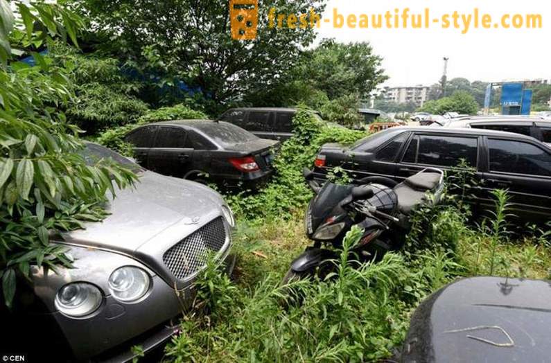 Čínský hřbitov luxusní automobily