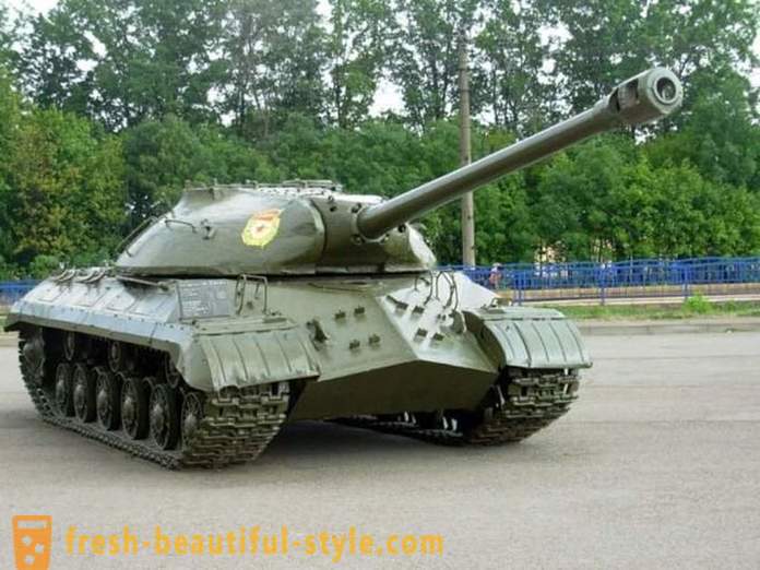 Proč Sovětský svaz ukázal na přehlídce v Berlíně, IS-3 tanky
