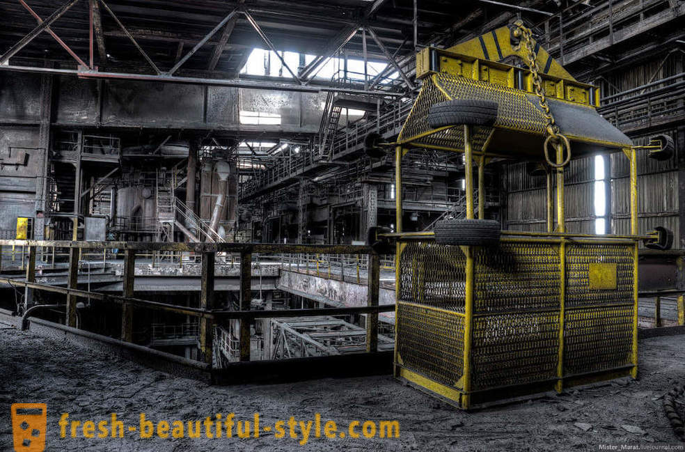 Procházka opuštěné továrny v Belgii