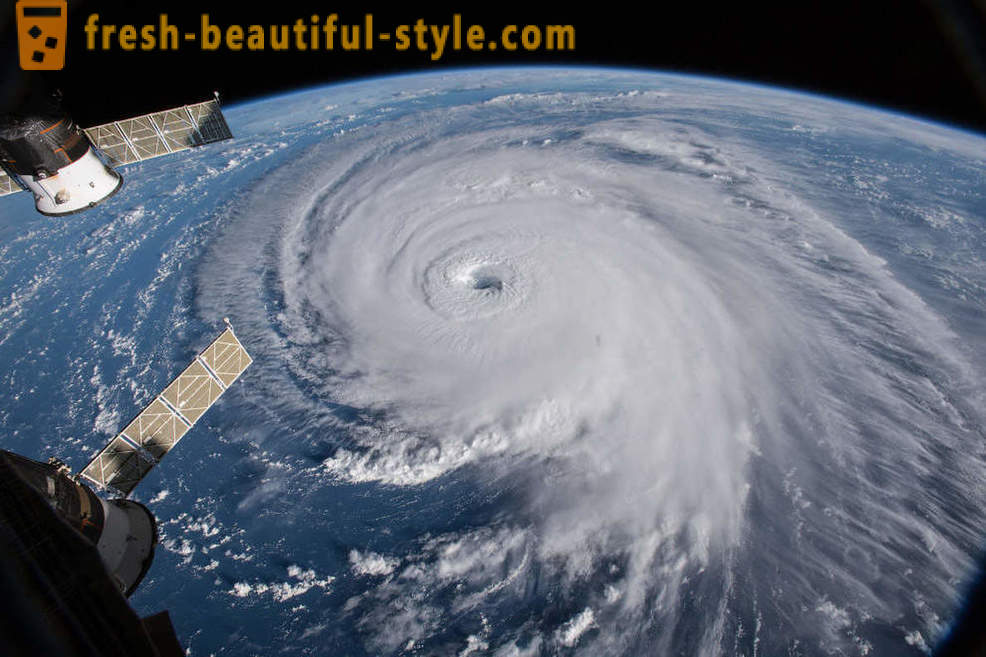 Hurricane „Florence“ je vidět z vesmíru