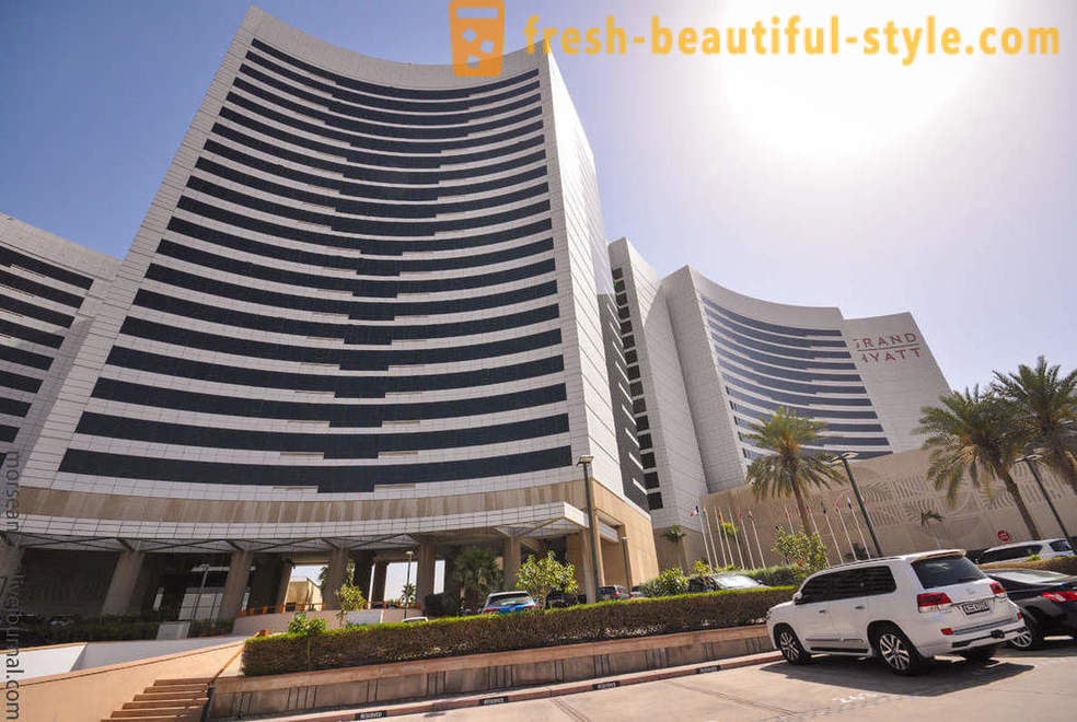Chodit na luxusním hotelu Grand Hyatt Dubai