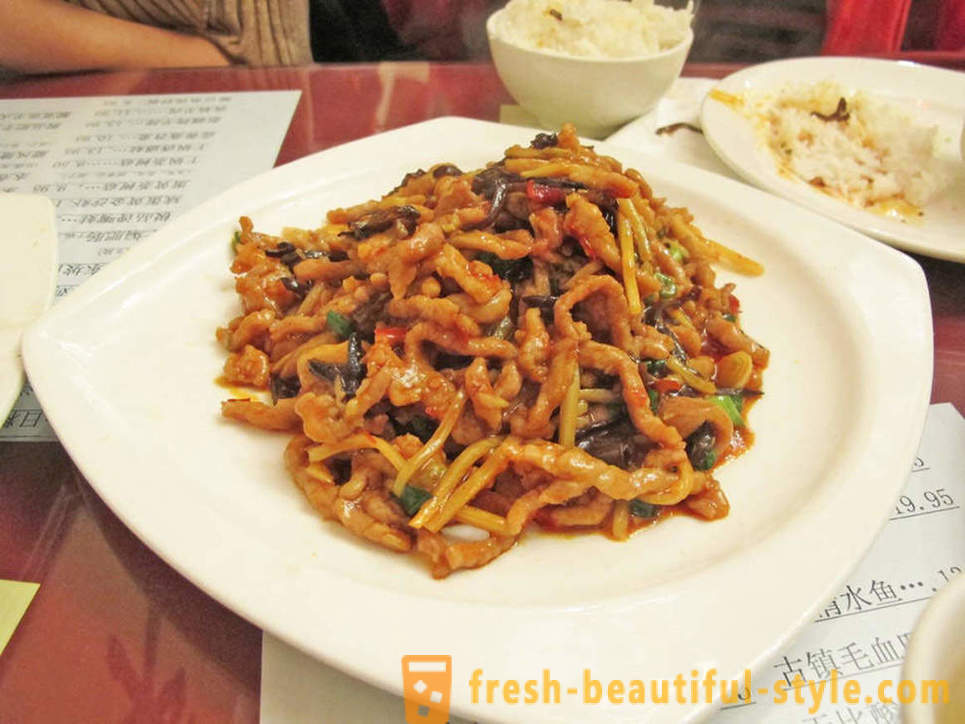 23 příjemně chutné pokrmy, které byste měli vyzkoušet v Číně