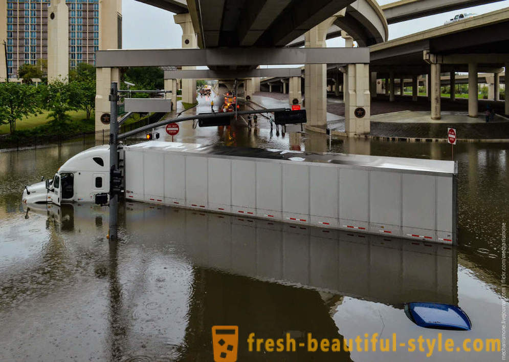 Historické povodně v Houstonu