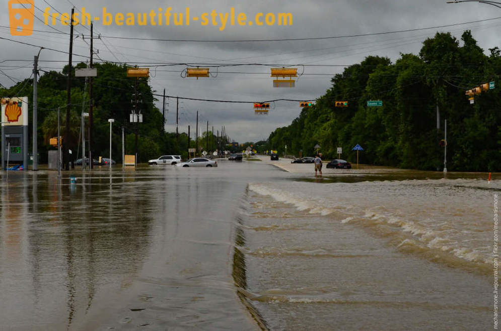 Historické povodně v Houstonu