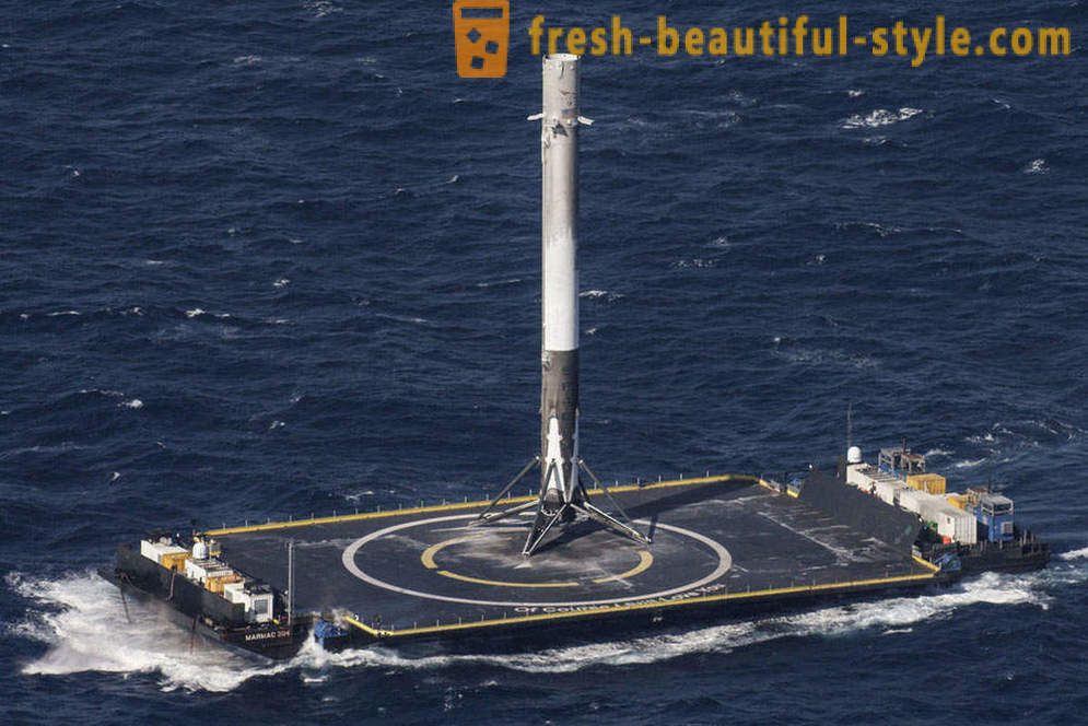 Falcon-9 letu a přistání