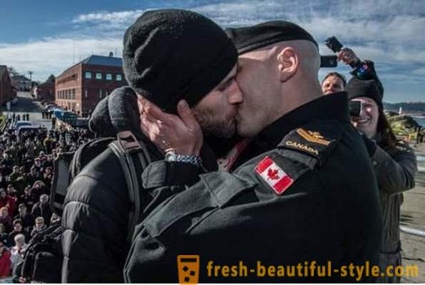 Náboženské kiss zachycen na fotografický film