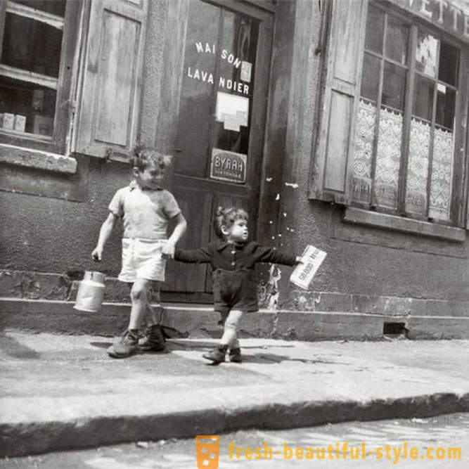 Děti na snímku Foto: Robert Doisneau