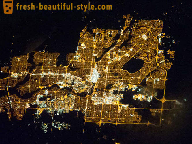 Noční města z vesmíru - nejnovější fotografie z ISS
