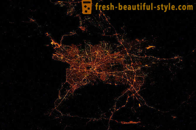 Noční města z vesmíru - nejnovější fotografie z ISS