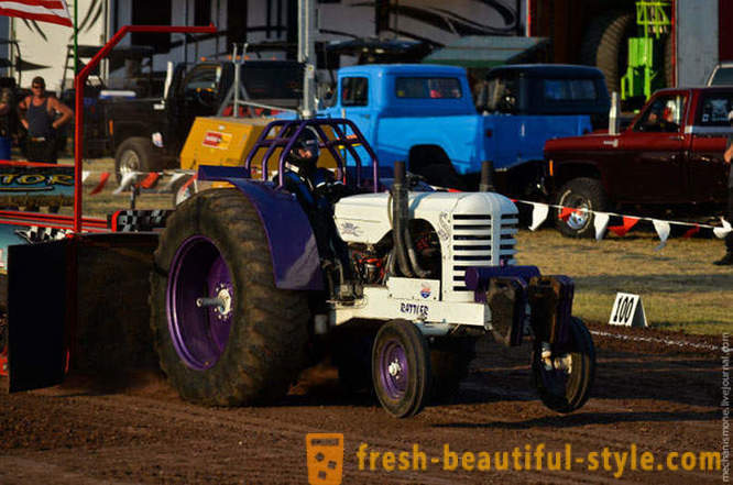 Traktory na steroidy nebo závodu v Texasu