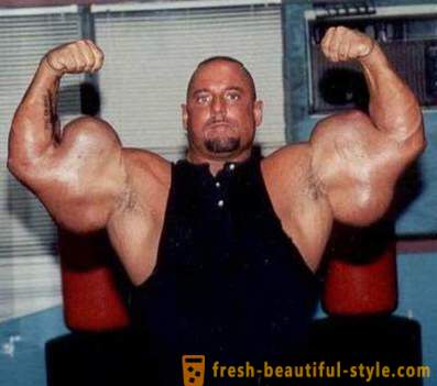 Největší biceps na světě patří ke komu?