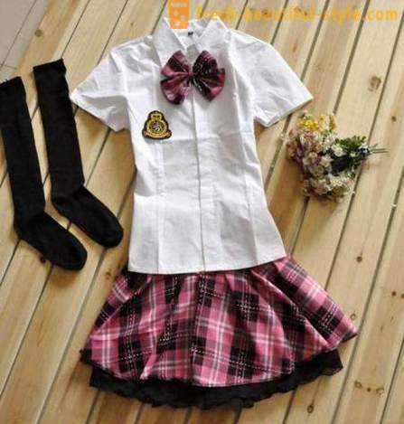 Japonský školní uniformy jako módní trend