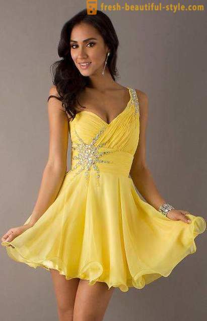 Yellow Dress: Možnosti pro jaro a léto