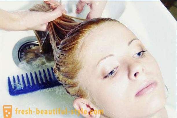 Zesvětlovače na vlasy: hodnocení zákazníků. Co čistička vlasy lepší?
