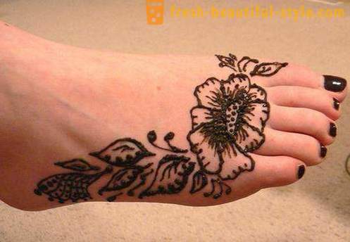 Henna tetování. Jak vyrobit dočasné henna tetování