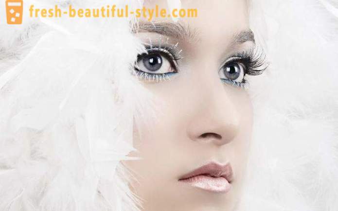 Jak udělat krásný make-up pro šedé oči